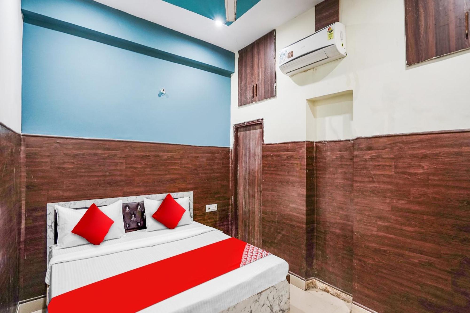 Hotel O Dream Palace Inn Noida Exterior photo