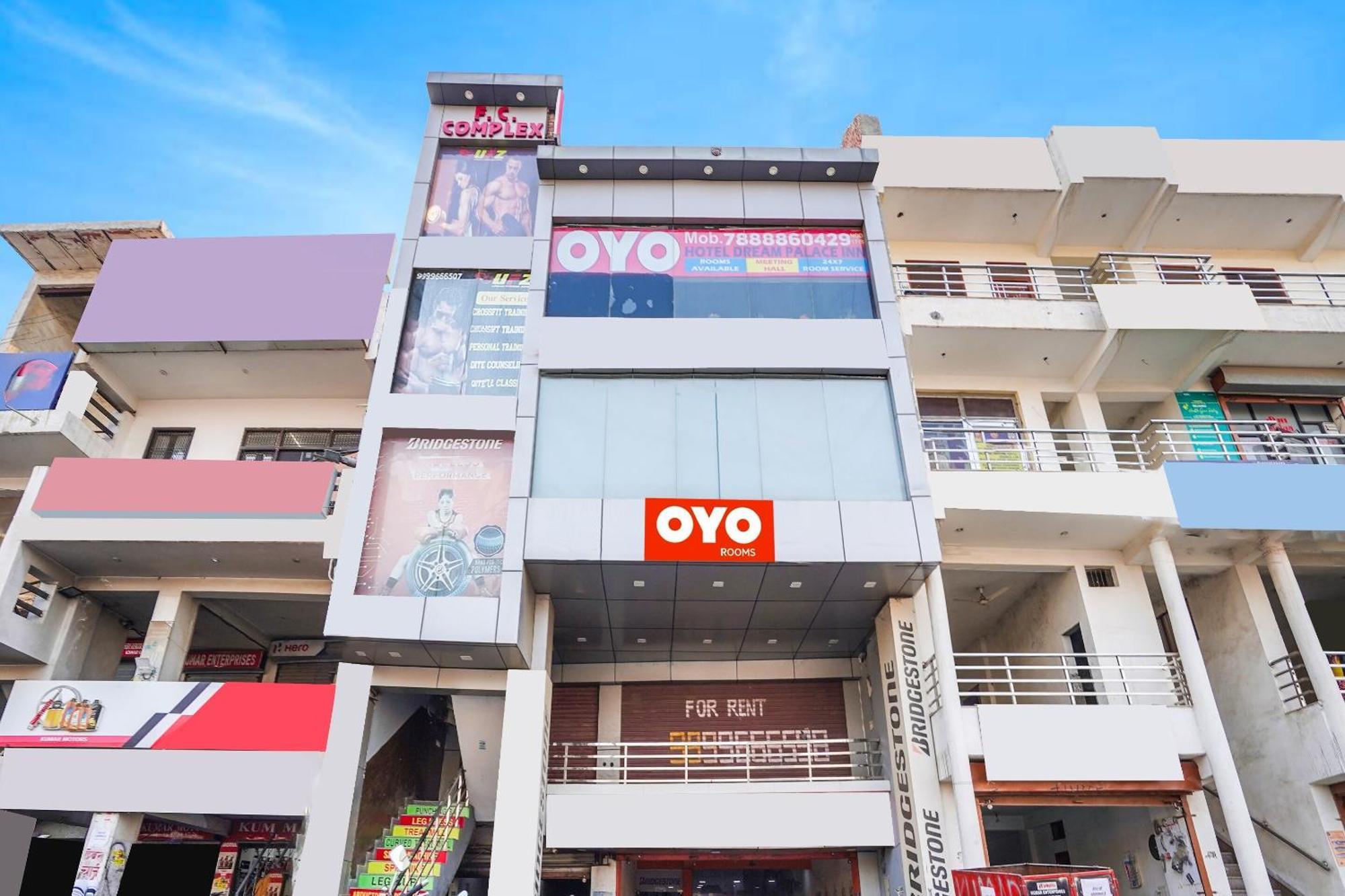 Hotel O Dream Palace Inn Noida Exterior photo